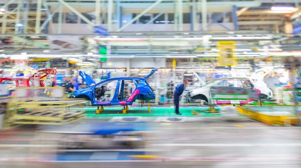 Profitul Toyota, impulsionat de cerererea solidă pentru mașinile hibride