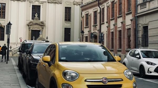 Stellantis dă jos steagul italian de pe un model Fiat, în plin scandal cu guvernul Giorgiei Meloni
