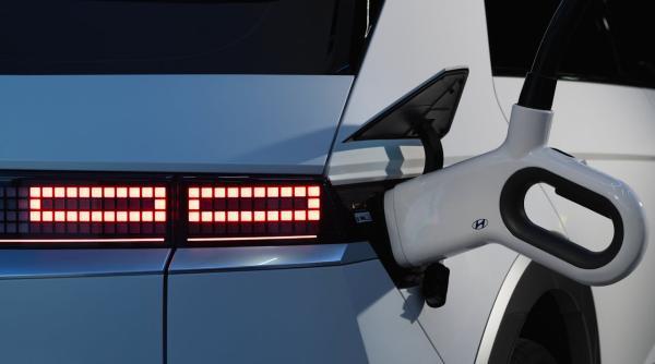 Hyundai își dublează investițiile în mașinile electrice, în ciuda tendințelor de pe piață