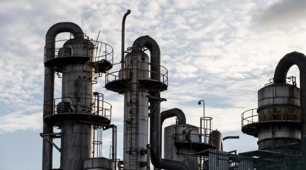 Legea care limitează emisiile de metan pe importurile de petrol și gaze, aprobată de UE