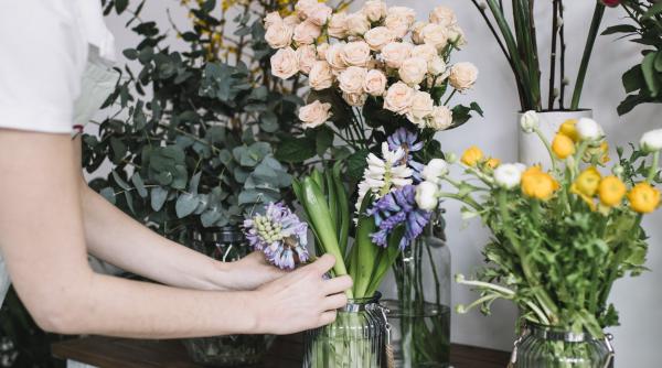 Nici flori nu se mai cumpără! Oare de ce? 