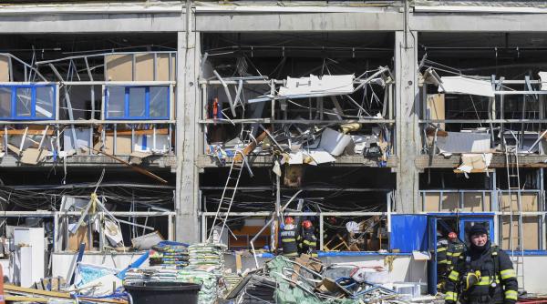 Dedeman, despre explozia de la Botoșani: O firmă externă autorizată executa lucrări la reţeaua de gaze