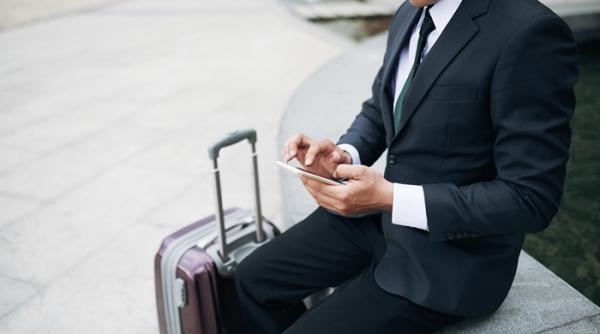Călătorești des în interes de afaceri? 3 lucruri pe care trebuie să le ai în vedere 