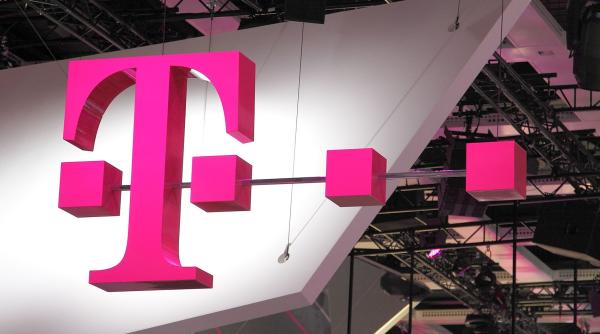 Consiliul Concurenţei analizează preluarea Telekom România