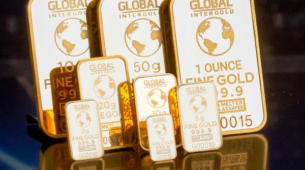 Prețul aurului și-a accelerat creșterea 