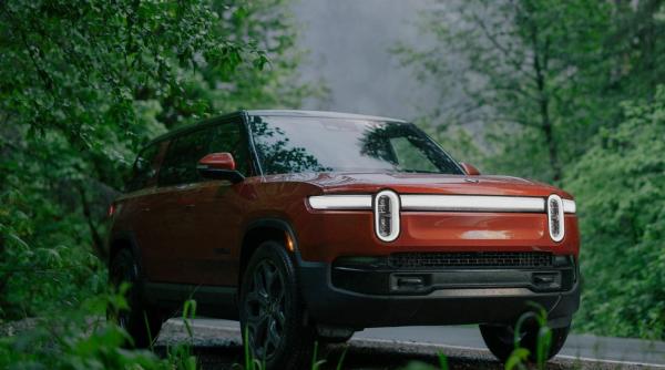 Acțiunile producătorului auto Rivian au explodat, după anunțul unui parteneriat cu Volkswagen 