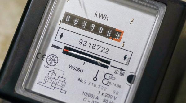 Compensarea prețului la energie pentru persoanele vulnerabile. Ce prevede noul OUG