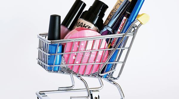 China nu mai poate susține piața mondială a produselor cosmetice