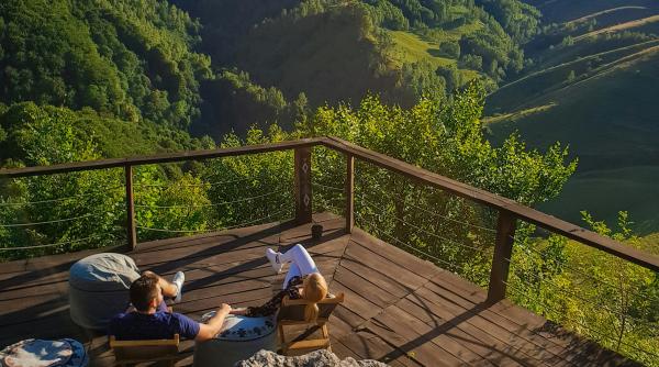 Casele de vacanţă. Ce caută românii şi câţi bani sunt dispuşi să investească - Analiză