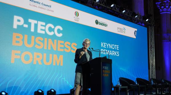 Secretarul pentru Energie al SUA: România, potențial energetic uriaș