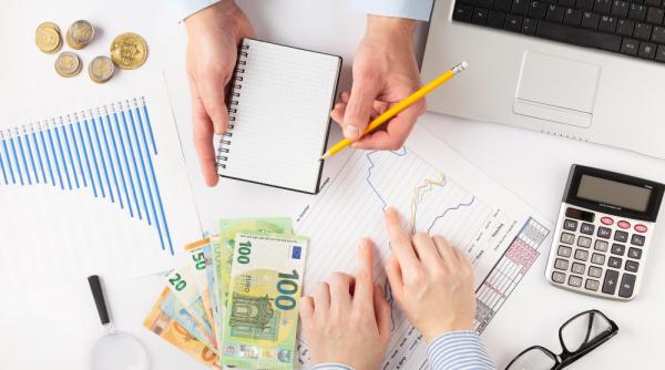 Sfaturi pentru tinerii antreprenori. Adina Călin (CEC Bank): Cum trebuie calculate primele cheltuieli