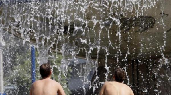 Avertizare Cod galben de caniculă în 15 județe până luni