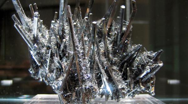 Minereuri strategice. Ce este antimoniul și de ce China a impus restricții