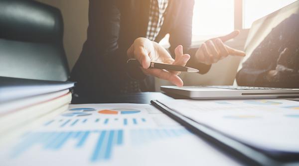 Câte firme au dispărut, în România, în primele șase luni