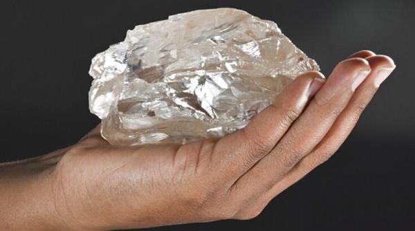 Unul dintre cele mai mari diamante din istorie, descoperit în Botswana