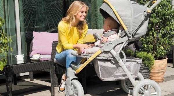 Grecia oferă bani şi reduceri de taxe pentru a crește natalitatea 