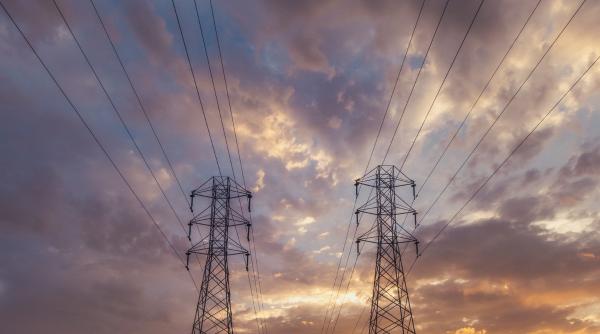 Ucraina riscă să rămână pe întuneric la iarnă: Deficit major de electricitate 