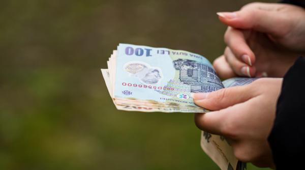 Curs BNR. Leul prinde putere față de euro și dolarul american. Aurul s-a ieftinit