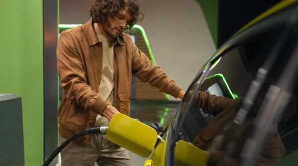 Benzina și motorina mai scumpe la sfârșit de săptămână. Prețurile de astăzi