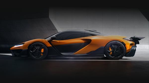 McLaren dezvăluie supercarul W1 la 50 de ani de la primul titlu de Formula 1