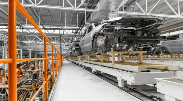 Grupul chinez Chery s-a apucat să fabrice mașini în Rusia