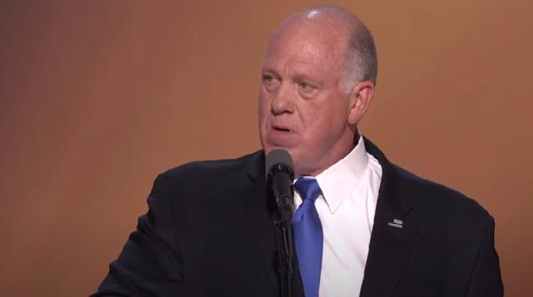 Trump numește un ”țar al frontierelor”. Cine este Tom Homan