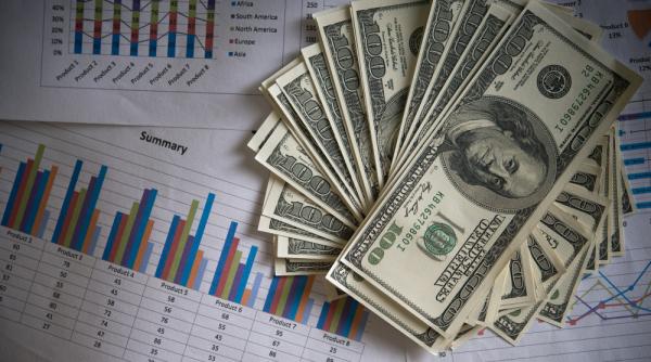 În T3 valoarea dividendelor acordate la nivel global a atins un nivel record