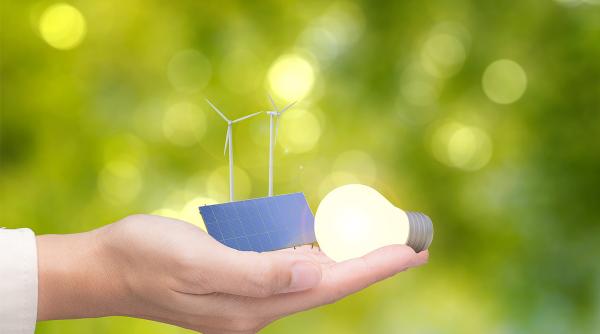 De ce trebuie să ne orientăm către soluții care nu poluează precum energia solară