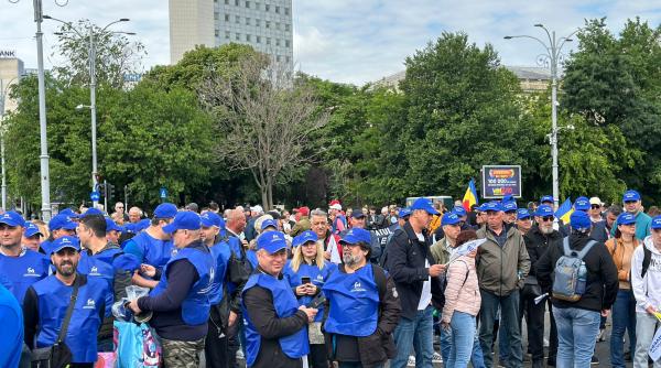 Protest, vineri, în Piaţa Victoriei. Silvicultori, ceferiști, militari, polițiști, mineri, siderurgiști, energeticieni și alte categorii socio - profesionale, în stradă
