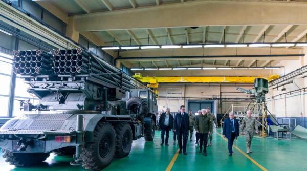 Strategia 2024-2030: Guvernul anunță revitalizarea industriei de apărare, dar cine repară distrugerile trecute?