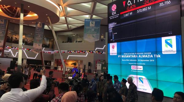 Două dintre promisiunile lui Trump pot prăbuși piețele