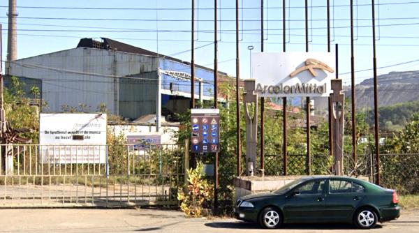 Criza oțelului lovește Hunedoara: ArcelorMittal reduce salariile și activitatea