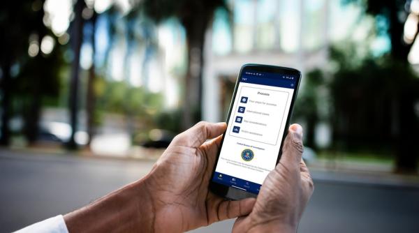 Avertismentul FBI: Nu mai trimiteți SMS-uri