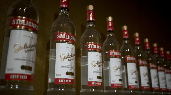 Vodca Stolichnaya, victima colaterală a lui Putin