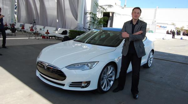 Elon Musk, cadou misterios de 112 milioane de dolari