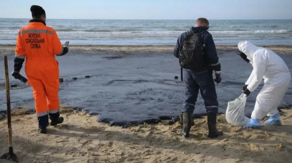 Ministrul Mediului, despre poluarea din strâmtoarea Kerci: Suntem cu ochii pe Marea Neagră