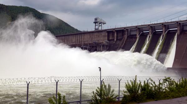 Importuri record și centrale închise. Dumitru Chisăliță explică ce ne rezervă viitorul energiei în România