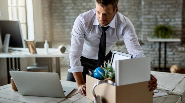 Concedieri mascate în sistemul bancar din România? Peste 1.000 de angajați, forțați să accepte ”plecări voluntare”