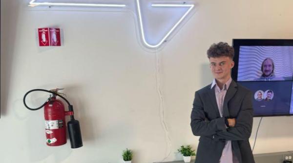 Un adolescent, angajat în echipa DOGE a lui Musk. Tânărul, concediat anterior pentru scurgeri de date confidențiale