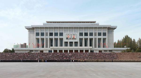 Coreea de Nord acuză SUA de escaladarea tensiunilor şi avertizează că e pregătită să răspundă "fără ezitate"