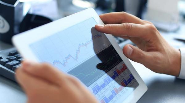 Bursa de la București sub presiune: Început de săptămână incert