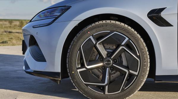 Tesla, umilită: BYD dezvăluie un sistem de încărcare absolut inedit