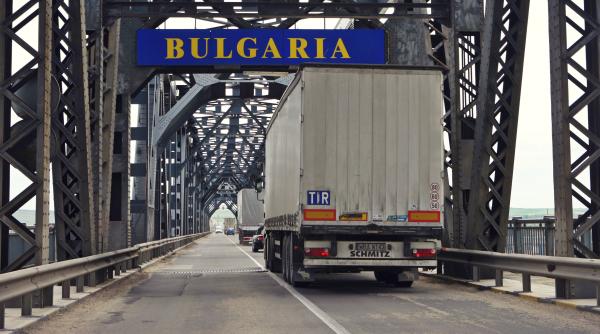 Măsuri pentru fluidizarea traficului la granița cu Bulgaria