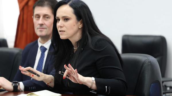 Adio cozi la ITM! Revisal, înlocuit de REGES. Documentele vor putea fi descărcate direct de angajați