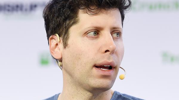 ChatGPT a devenit sarcastic. Sam Altman a integrat o nouă caracteristică