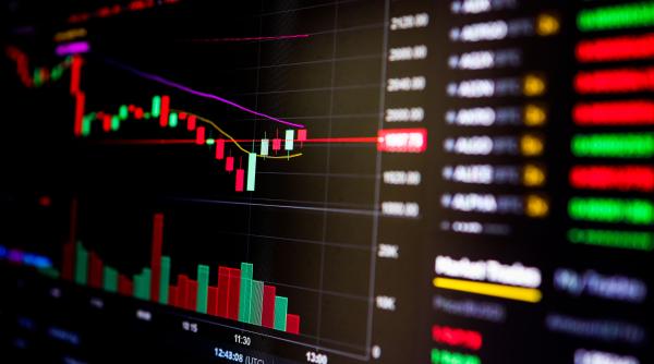 Acțiunile europene s-au prăbușit după anunţarea noilor tarife impuse de SUA