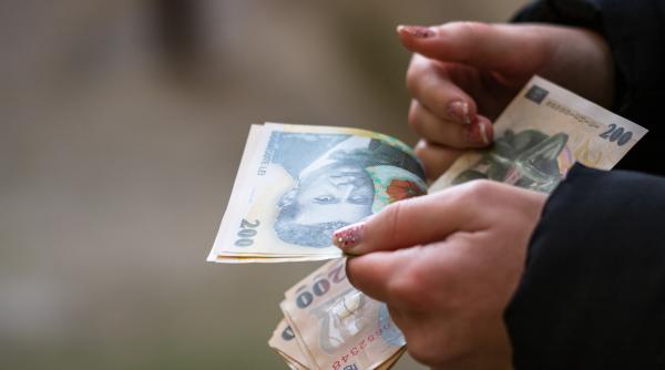 Vestea zilei: ANPIS plăteşte, săptămâna aceasta, către beneficiari, ajutoarele financiare stabilite de Guvern