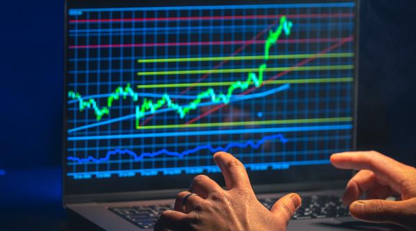 Europa bursieră își revine după un minim al ultimelor 14 luni