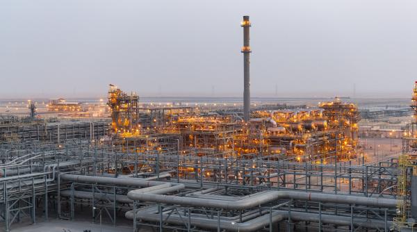 Aramco a descoperit 14 noi zăcăminte de petrol și gaze în Arabia Saudită