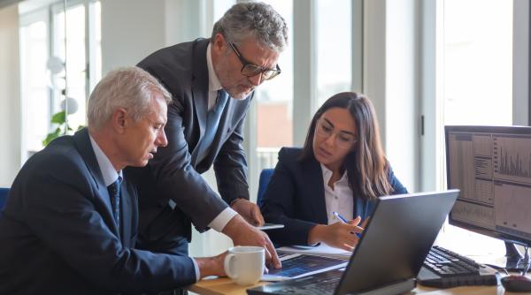 PISCES, noua platformă de acțiuni private promite oportunități, dar și capcane pentru investitori